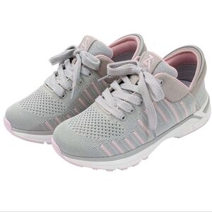 Zeba hands free sneakers